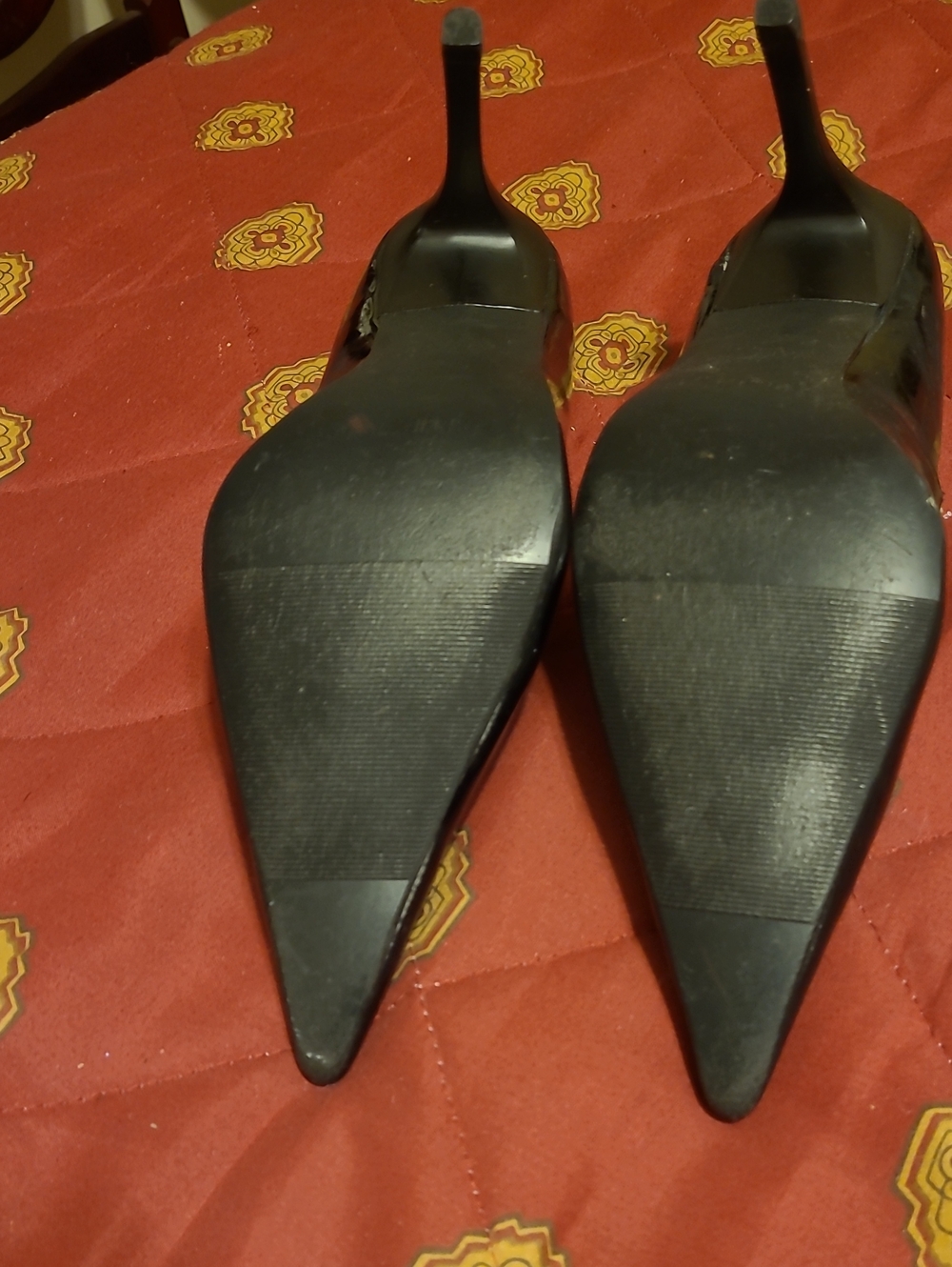 Shoes - Picture 2 of 4